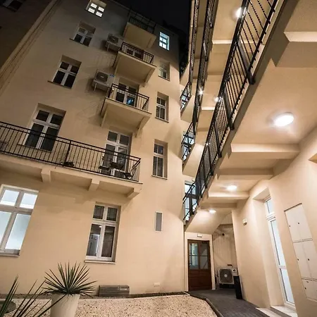 Cracwow Apartment-2